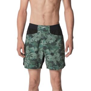 Speedo Men's Green Floral Board Shorts
